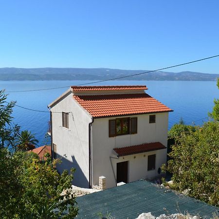 Holiday Villa In 奥米什 外观 照片