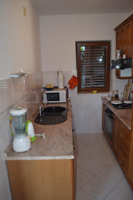 Holiday Villa In 奥米什 外观 照片