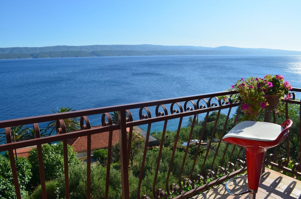 Holiday Villa In 奥米什 外观 照片